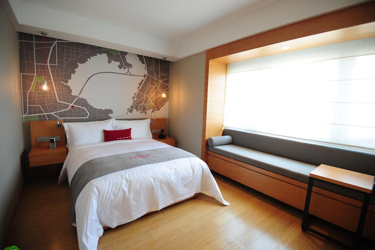 Intercity Hotel Qingdao Exterior foto
